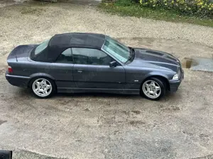 BMW 318 318i Exclusiv Edition