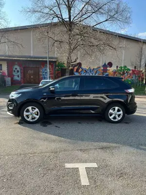 Ford Edge ST-Line 4x4 aus 1. Hand Servicegepflegt