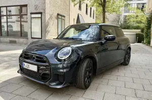 MINI Cooper S MINI Cooper SJohn Cooper Works Trim | XL Paket