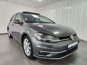 Volkswagen Golf HIGHLINE DSG ACC Pano. CarPlay SHZ Virtual