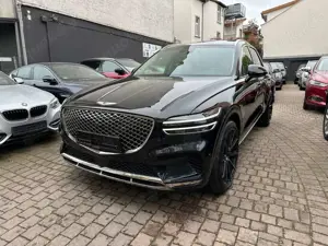 Genesis GV70 4WD Panorama ACC LED 8-fach bereift Bild 3