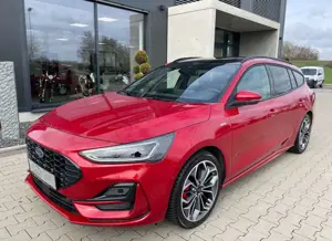 Ford Focus Turnier Aut. ST-Line X/Matrix/Pano/Navi/ACC/BO