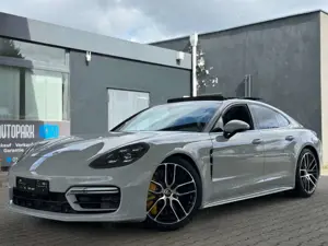 Porsche Panamera GTS V8/KERAMIK/GARANTIE/MASSAGE/MATRIX