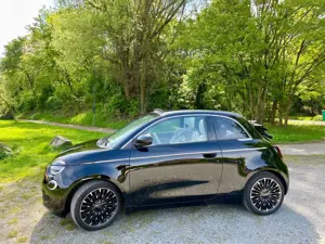 Fiat 500e 500e C by Bocelli La Prima