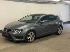 SEAT Leon Cupra 265 PS , 1 Hand