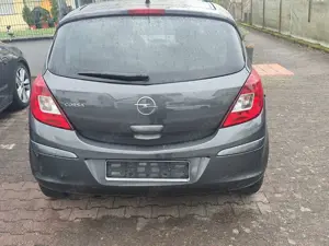 Opel Corsa 1.4 16V