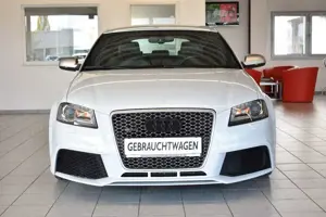 Audi RS3 SB 2.5 TFSI quattro/SUZUKA GRAU/TEMPOMAT/NAV Bild 2
