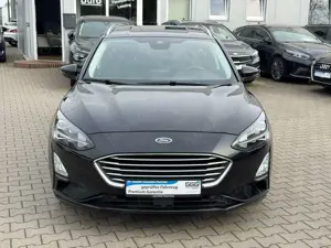 Ford Focus 1.5 EcoBlue Automatik "Cool  Connect" Bild 2