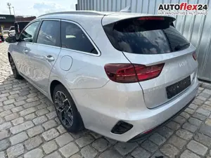 Kia Ceed SW / cee'd SW Sportswagon Edition 30 Jahre 1.5 T-GDI 140 PS N... Bild 3