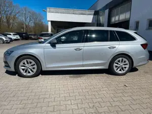 Skoda Octavia Bild 2