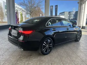 Mercedes-Benz A 200 A 200 Limousine Progressive/Pano.-Dach/Distronic Bild 5