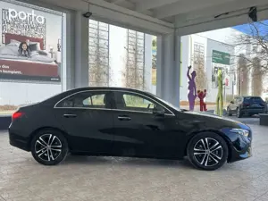 Mercedes-Benz A 200 A 200 Limousine Progressive/Pano.-Dach/Distronic Bild 4