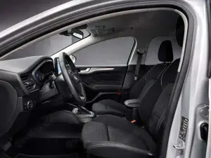 Ford Focus Titanium X/NAVI/LED/SHZ/PDC/R.KAMERA/ Bild 5