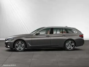 BMW 530 i Touring AHK|Head-Up|HiFi|Pano|DAProf. Bild 5