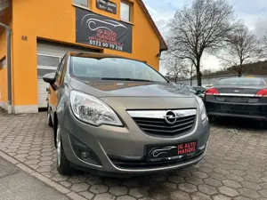 Opel Meriva B Design Edition 1,4 140 PS Klima AHK TÜV
