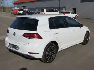 Volkswagen Golf VII IQ.DRIVE Start-Stopp LED Navi ACC Bild 2