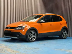Volkswagen Polo V CrossPolo 1er Hand/Standheizung/NAVI/PDC