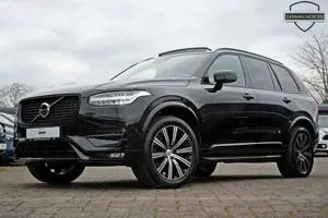 Volvo XC90 B5 d AWD Plus Dark *7-SITZE|PANO|360°|AHK*