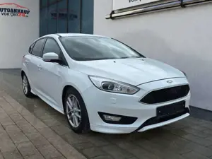 Ford Focus 2.0 TDCI Titanium ST-Line*Xeno*2JGarantie* Klima
