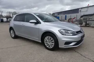 Volkswagen Golf VII 1.6 TDI Trendline Lim*LED*Navi*1Hand* Bild 3