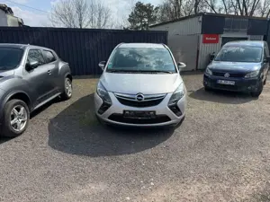 Opel Zafira Tourer Zafira 1.4 Turbo 7 Sitzer Navi Insp/Tüv Neu Bild 3