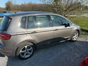 Volkswagen Golf Sportsvan Golf Sportsvan 1.6 TDI BlueMotion Technology DSG Comfortline Bild 2