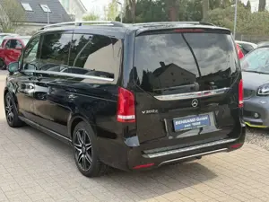 Mercedes-Benz V 300 d*AMG-LINE*PANORAMA*DISTRONIC*360°KAM*1HAND Bild 3