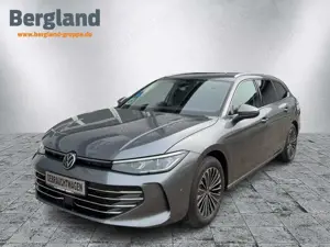 Volkswagen Passat Elegance *DSG *AHK *8-fach bereift