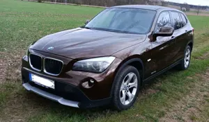 BMW X1 sDrive18d, sparsam und gut gepflegt
