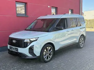 Ford Tourneo Courier 1.0 ECOBOOST AUT EDITION TITANIUM KAMERA 1HAND TOP