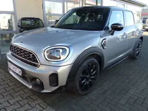 MINI Cooper S Countryman Classic Trim 2.0 Aut.EU6d*NAVI*18"*LEDER*SHZ*