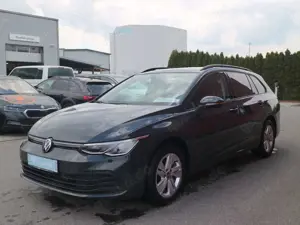 Volkswagen Golf Variant VIII Variant 2.0 TDI DSG Life KLIMA LED NAVI ALU