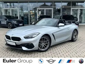 BMW Z4 sDrive30i A 18''LM Leder Parkass.Navi Hifi DAB Fer