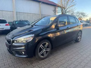 BMW 218 d Active Tourer Sport Line LED Navi SR+WR
