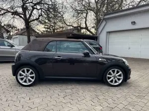 MINI Cooper Cabrio 1.6 Highgate/Leder/Garantie !! Bild 4