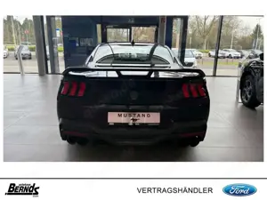 Ford Mustang Fastback 5.0 Ti-VCT V8 Aut. Dark Horse Bild 5