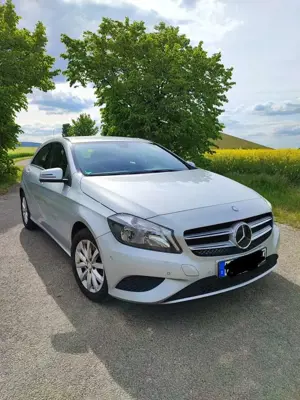 Mercedes-Benz A 180 (BlueEFFICIENCY) Style