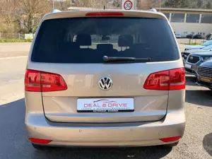 Volkswagen Touran Steuerkette  Insp. Neu Klima Sitzheizung Bild 5