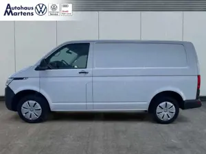 Volkswagen T6.1 Transporter Kasten KR 2,0 l TDI Klima Klima Einparkhilfe Bild 2
