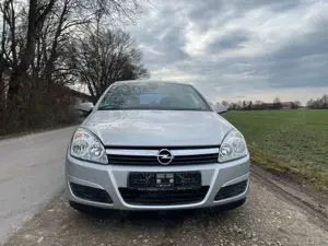 Opel Astra Bild 2