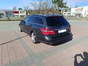 Mercedes-Benz E 220 AMG-Paket, Avantgarde, TÜV neu Bild 3
