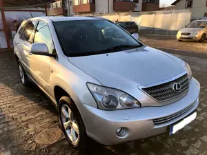 Lexus RX 400 RX 400h (hybrid) Das Fahrzeug befindet sich in Iași, Rumänien.