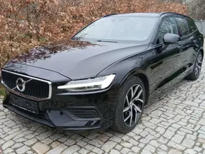 Volvo V60 Momentum AWD (Allrad) 1Hand Netto Preis 14300 eur
