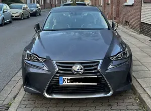 Lexus IS 300 300h Luxury Line