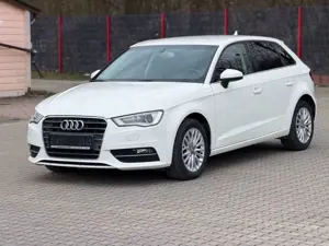 Audi A3 1.8 TFSI Sportback *NAVI*XENON*LEDER* TÜV NEU
