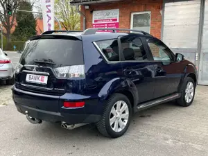 Mitsubishi Outlander Bild 4