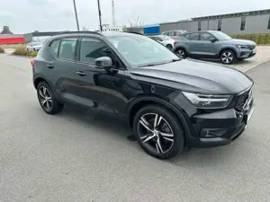 Volvo XC40 T4 R Design Recharge Plug-In Hybrid 2WD Bild 2