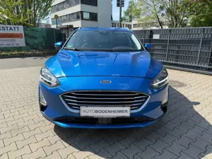 Ford Focus Turnier 2.0 EcoBlue Titanium·Automatik·AHK Bild 2