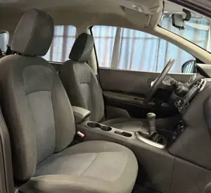 Nissan Qashqai+2 1.6 Acenta Klima*Tempomat*7-Sitzer Bild 5