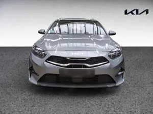 Kia Ceed SW / cee'd SW Spirit 1.5T STD Navi/Kamera/Sitzheizung Bild 2